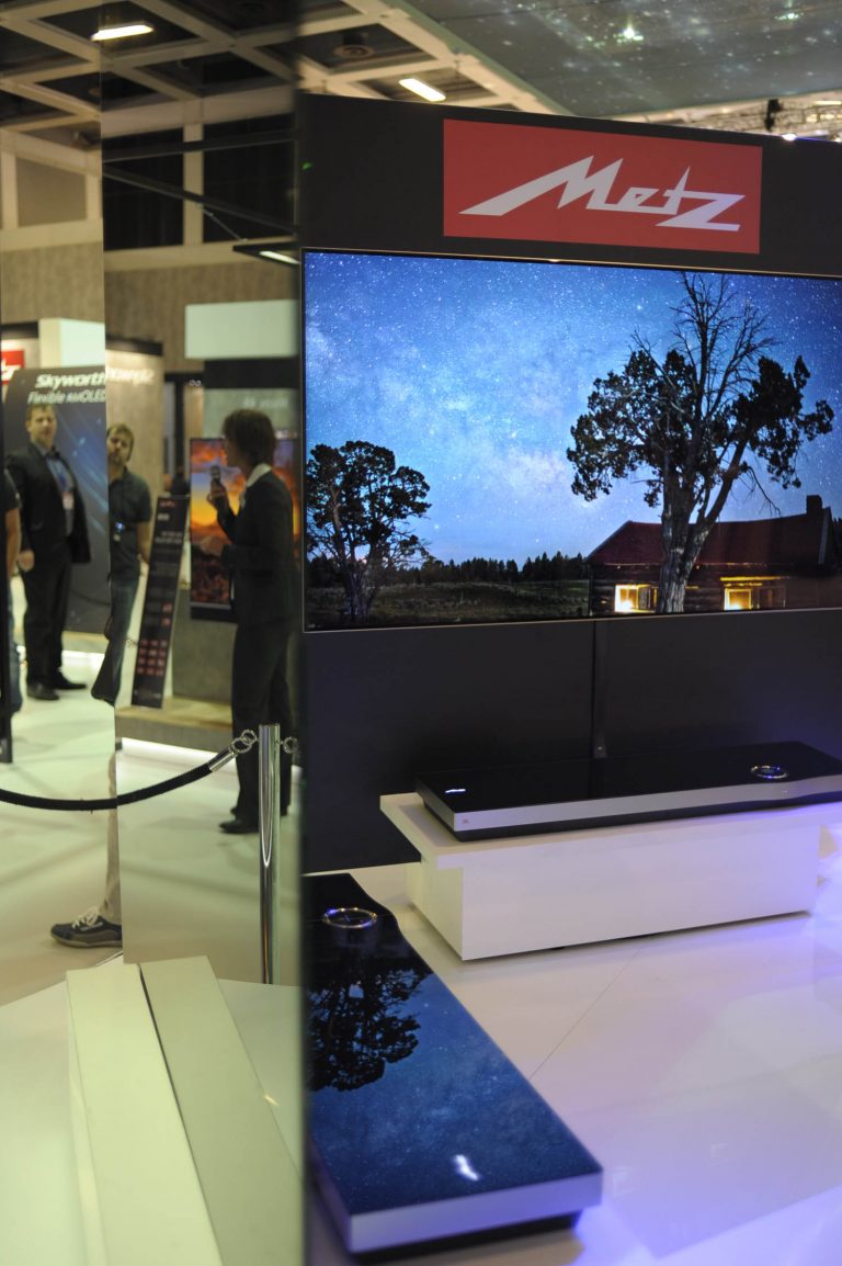 Metz-wallpaper–oled-tv_ifa-2017 | Der Metz-Blog